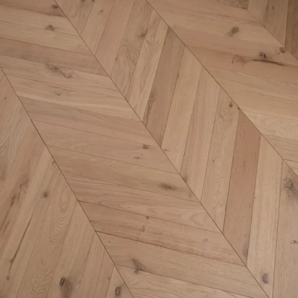 Primrose Hill Chevron Engineered Oak ML