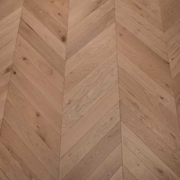 Primrose Hill Chevron Engineered Oak IO - Image 2