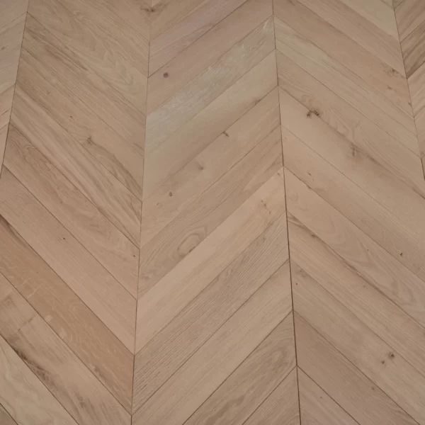 Primrose Hill Chevron Engineered Oak U - Image 4