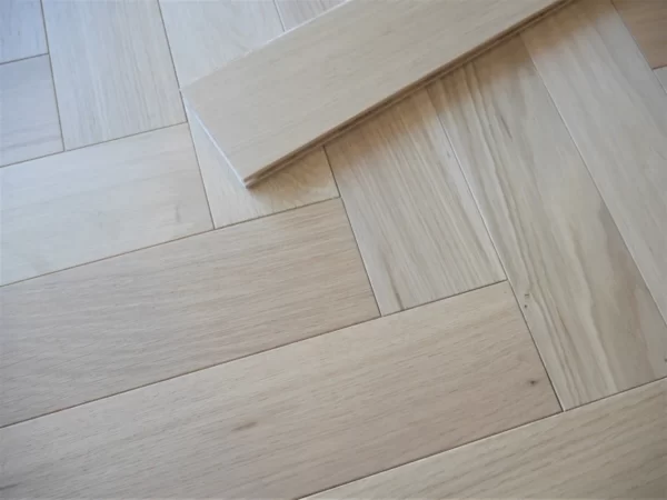 Islington Engineered Oak Herringbone PIO