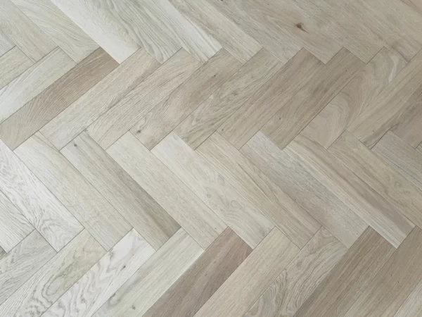 Islington Engineered Oak Herringbone IO - Image 2