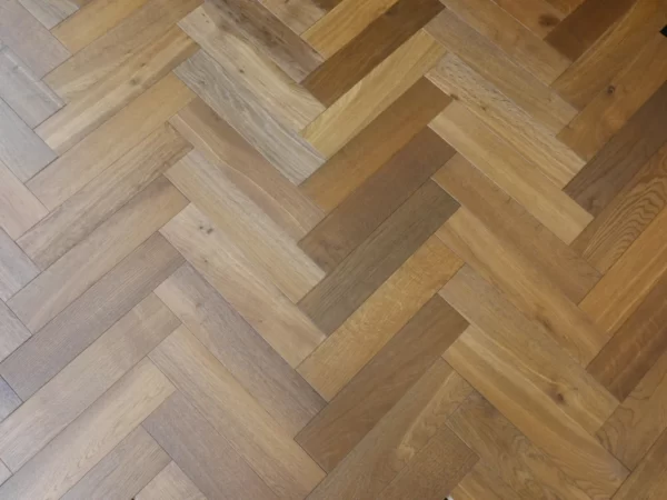 Islington Engineered Oak Herringbone SUVO - Image 2