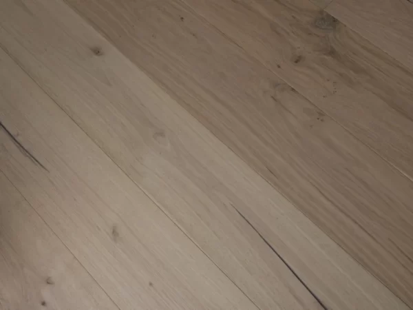 Knightsbridge Engineered Oak IHS - Image 4