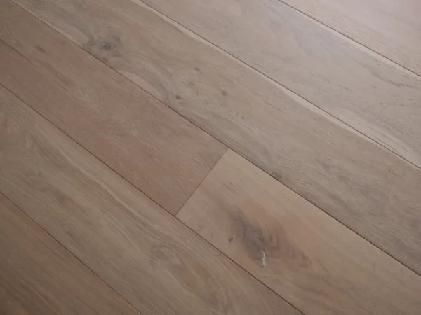 Knightsbridge Engineered Oak UVO