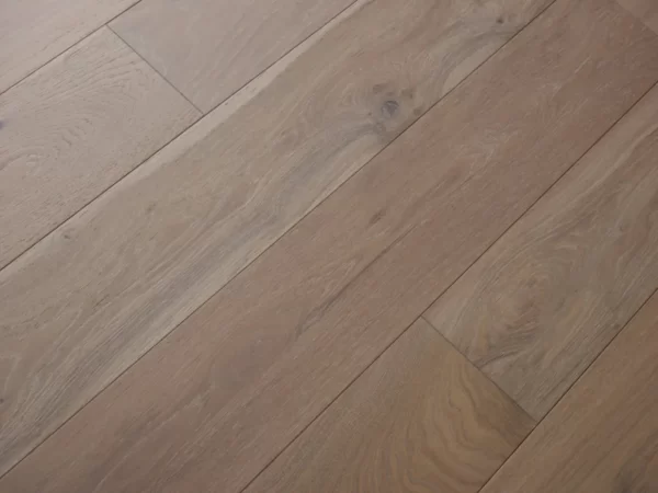Knightsbridge Engineered Oak SGUV
