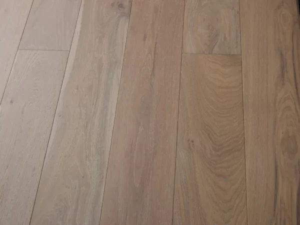 Knightsbridge Engineered Oak SGUV - Image 2