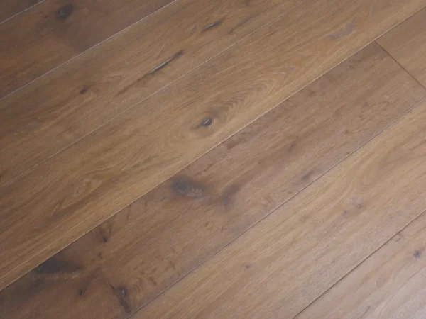 Knightsbridge Engineered Oak HSUV