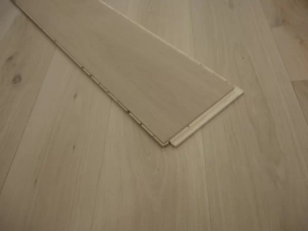 Grosvenor Engineered Oak U