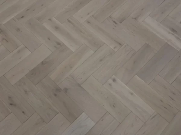 Chelsea Solid Oak Herringbone IL - Image 4