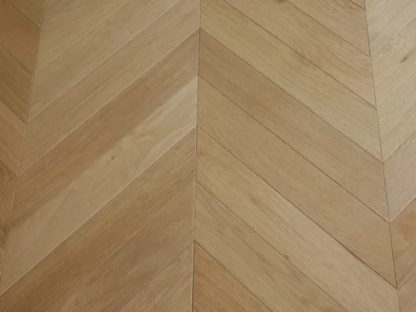 Primrose Hill Chevron Engineered Oak BML